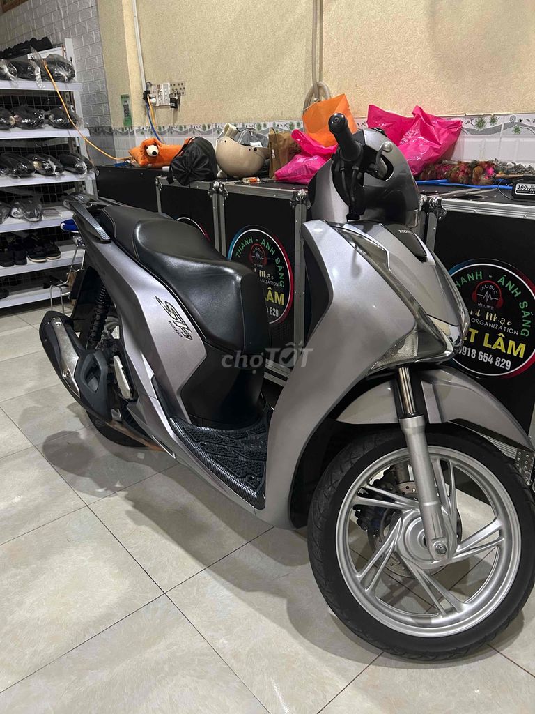 Sh125i đời 2019 zin bs chính chủ. Mua bán Xe máy tại Huyện Vĩnh Cửu Đồng Nai được đăng bởi Dương Tiến hình 2