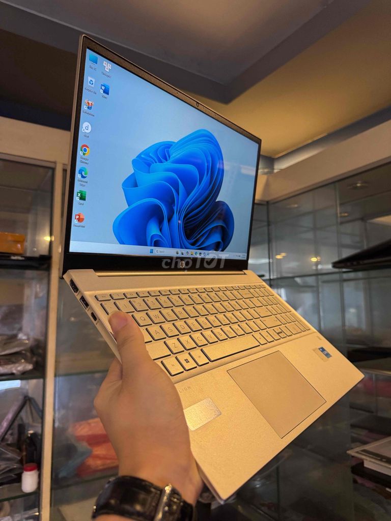 Thanh lý laptop Hp palivion văn phòng zin. Mua bán Laptop tại Quận Gò Vấp Tp Hồ Chí Minh được đăng bởi Thanh lí cầm đồ hình 1