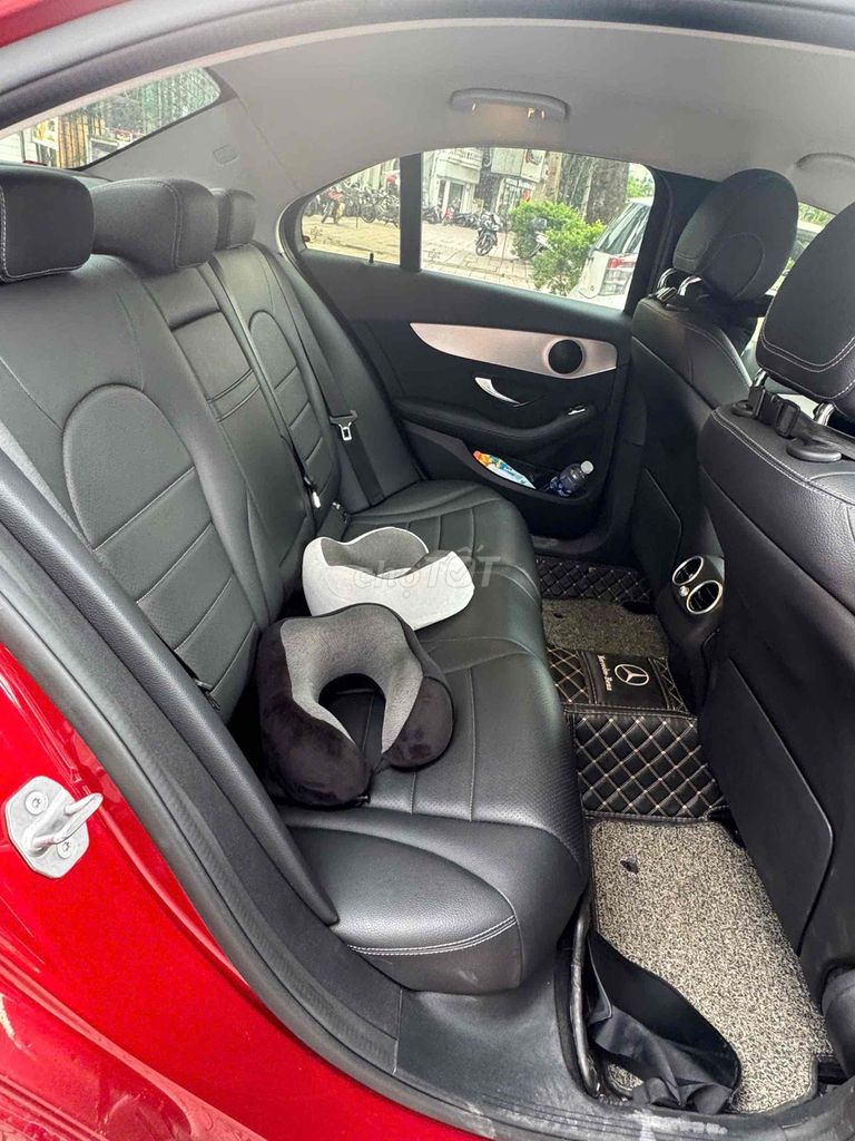 Mercedes Benz C Class 2021 C 180 AMG - 30000 km. Mua bán Ô tô tại Quận Long Biên Hà Nội được đăng bởi Nguyễn đắc tùng hình 3