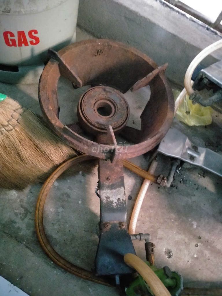 Bếp khè 3 bếp 1 bình gas đã sử dụng. Mua bán Bếp, lò, đồ điện nhà bếp tại Huyện Hóc Môn Tp Hồ Chí Minh được đăng bởi Phạm Mỹ Duyên  hình 1