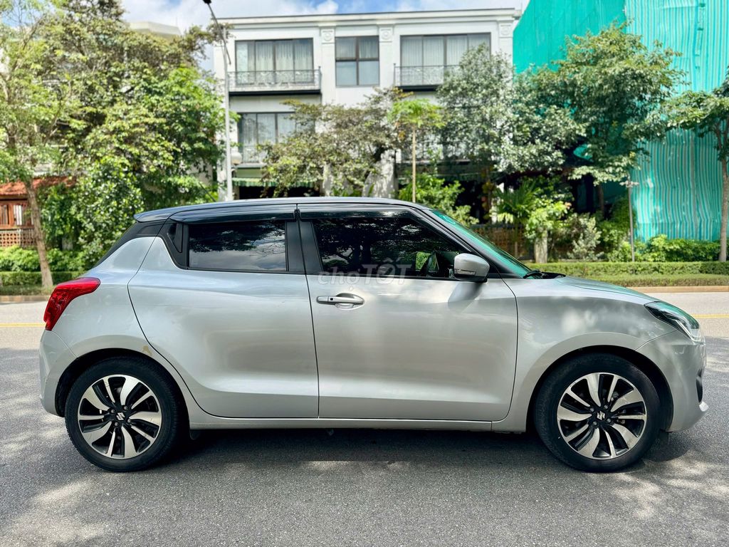Suzuki Swift 2019 GLX 1.2 AT - 50000 km. Mua bán Ô tô tại Quận Cầu Giấy Hà Nội được đăng bởi Hùng Eco Auto hình 6