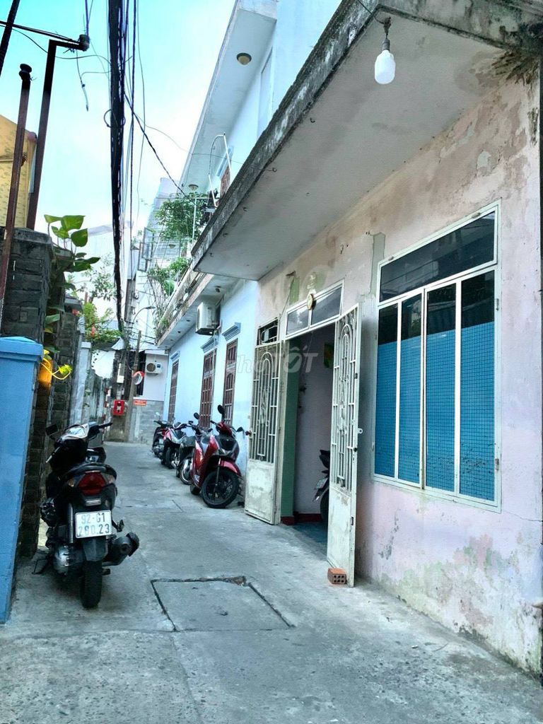 Bán căn nhà cấp 4 kiệt Đỗ Quang - Cách Nguyễn Văn Linh 200m
