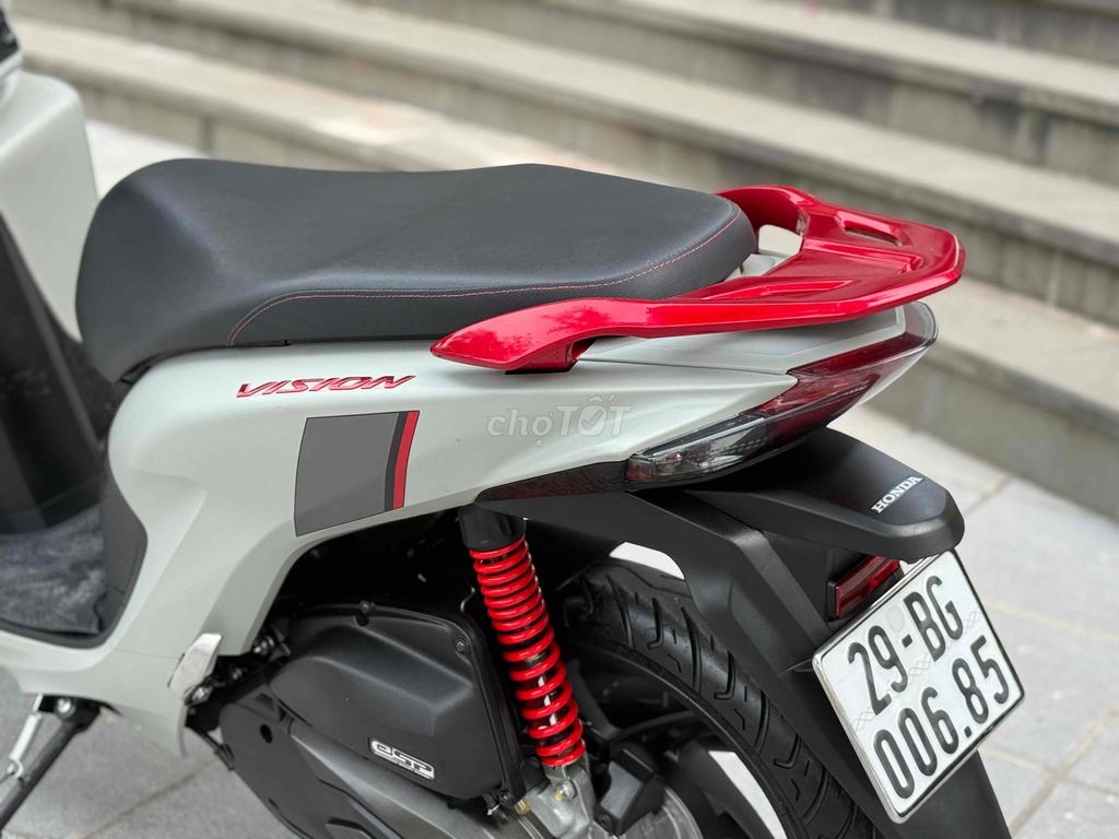 Honda Vision Sporty 2024 Xám 6000km 29BG. Mua bán Xe máy tại Quận Ba Đình Hà Nội được đăng bởi Xe Máy Nam Thi hình 4