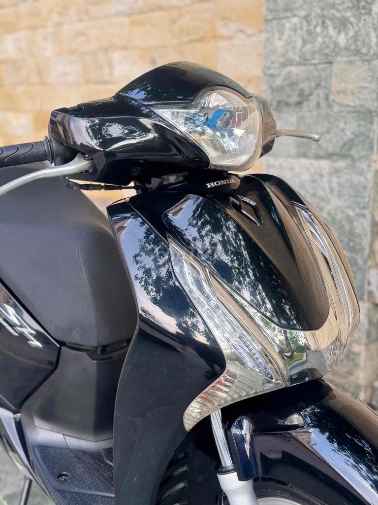 Honda SH125i 2015 родной двигатель в отличном состоянии 1 хозяин