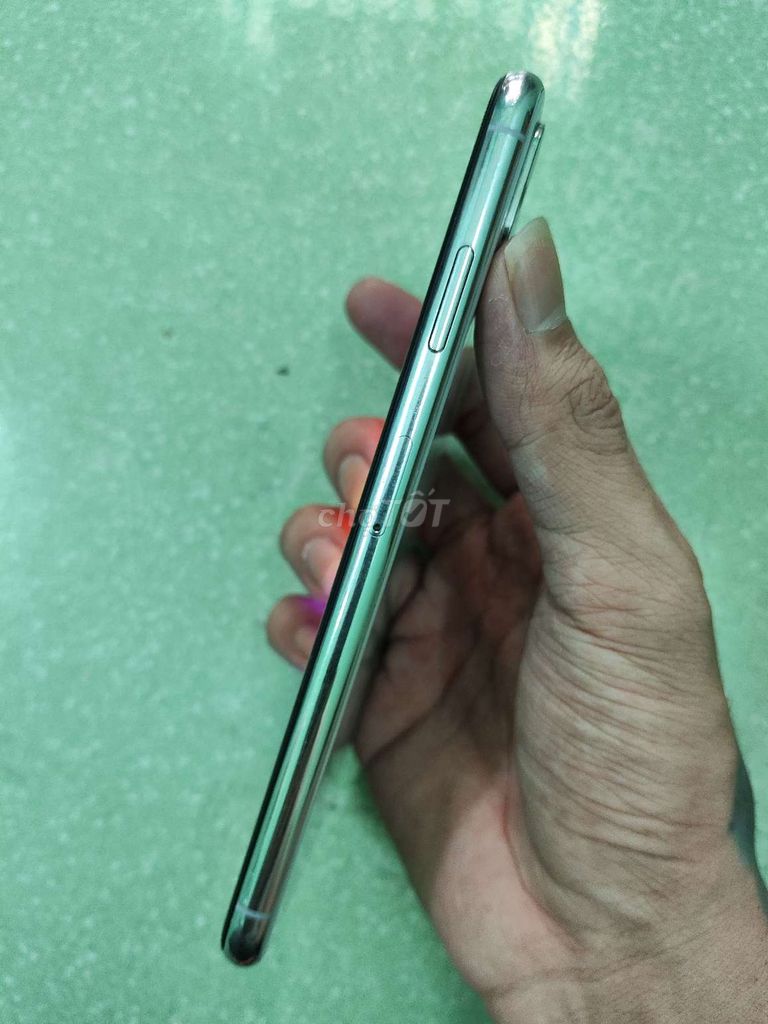 xs max 256gb QT Ko icloud