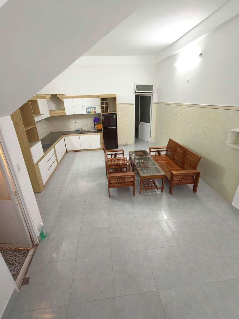 Аренда · 3 комн. · 100 м² · Quận Cẩm Lệ, ул. Đường Phạm Xuân Ẩn