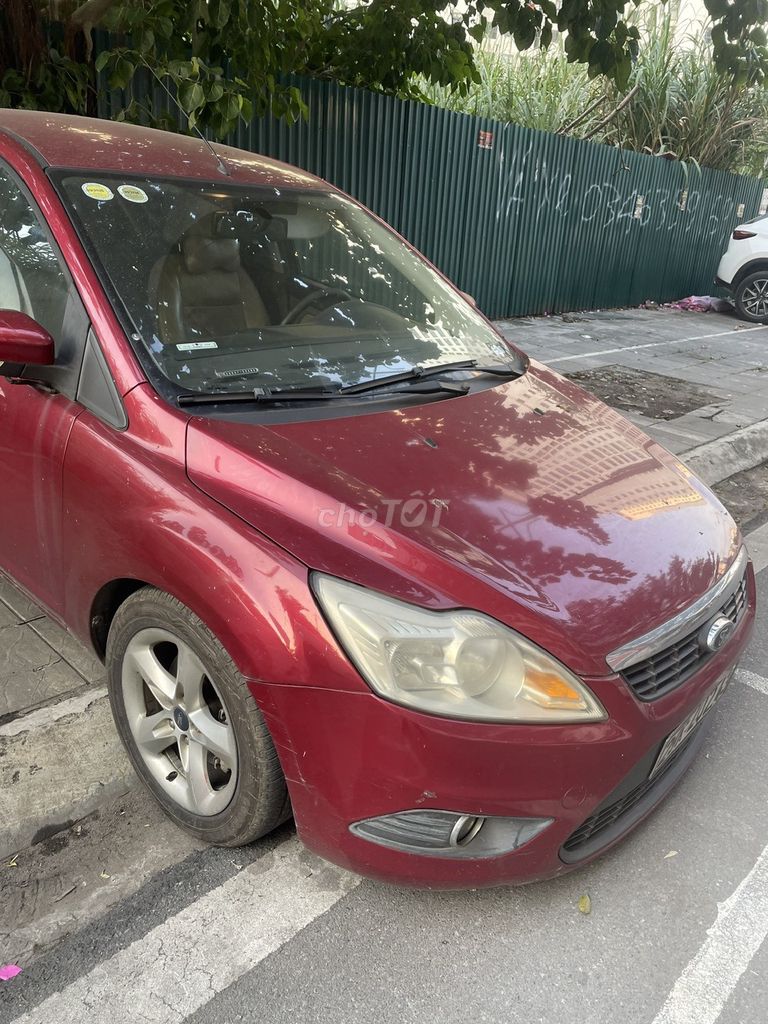 Ford Focus 2011 1.8AT hatchback Đỏ. Mua bán Ô tô tại Quận Cầu Giấy Hà Nội được đăng bởi Nguyễn Quang Trọng hình 3