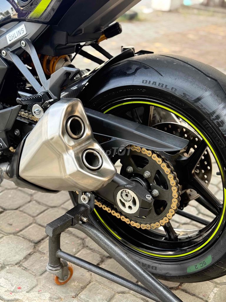 Z1000 bản R đặt biệt 2018. Mua bán Xe máy tại Quận Hải Châu Đà Nẵng được đăng bởi Thái Hoàng Phi Linh hình 8