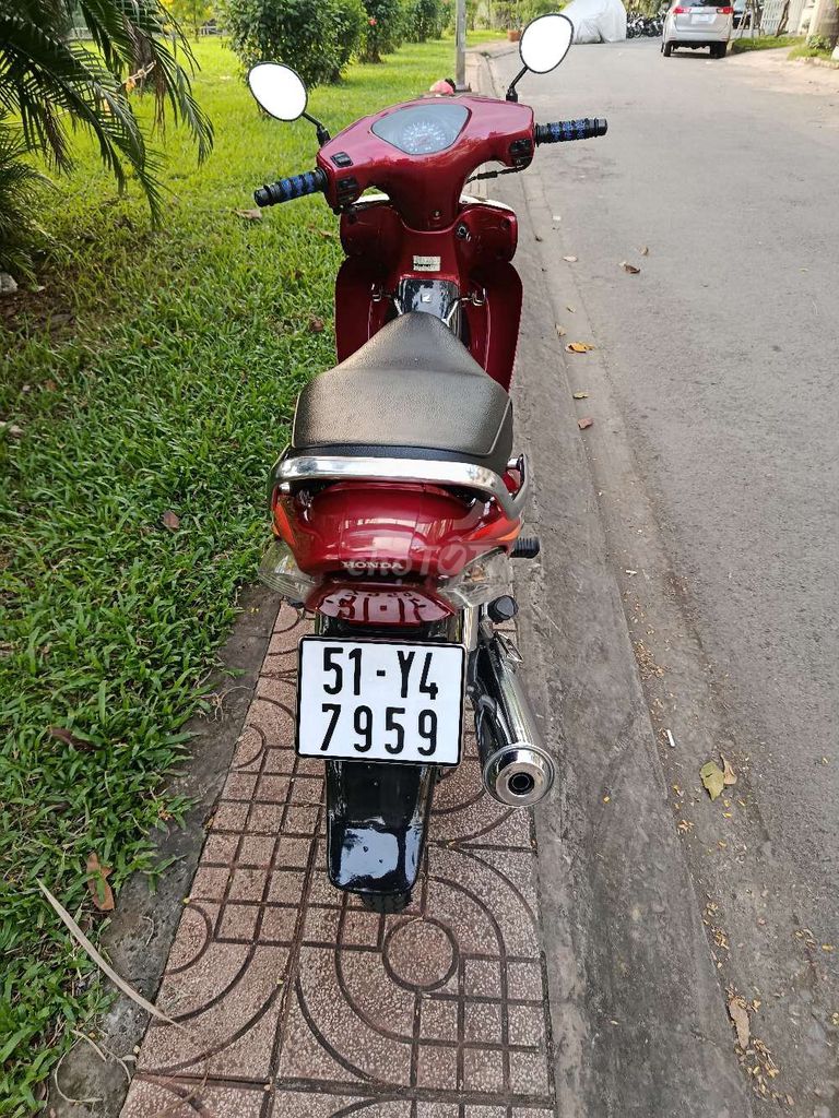 Future 2001. Mua bán Xe máy tại Quận 7 Tp Hồ Chí Minh được đăng bởi Minh hoàng  hình 3