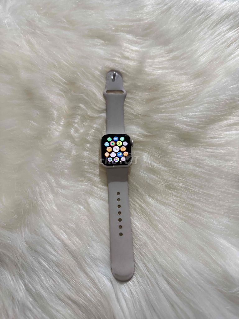 Apple Watch SE 2 Xám 99%. Mua bán Thiết bị đeo thông minh tại Huyện Nhơn Trạch Đồng Nai được đăng bởi Lê cường mobile hình 1