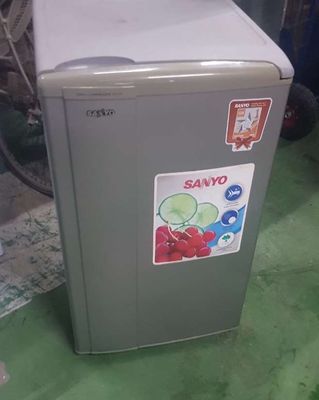 Tủ lạnh 90l Sanyo mini phòng trọ nhỏ