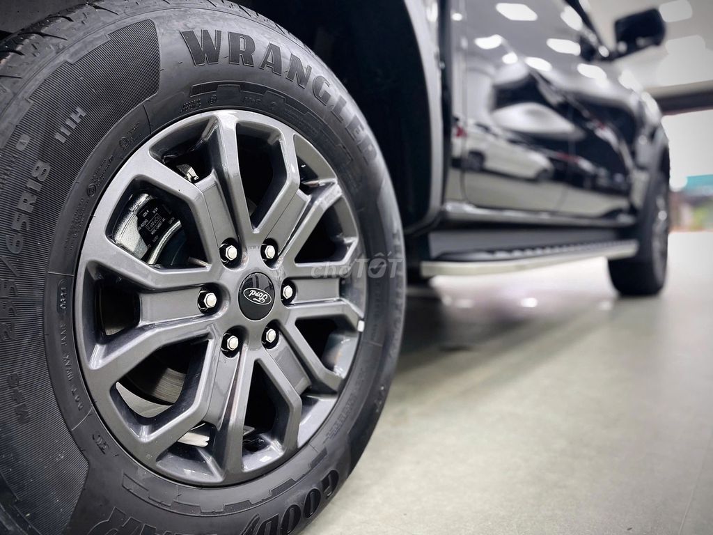 FORD RANGER WILDTRAK 2024 SIÊU LƯỚT. Mua bán Ô tô tại Quận Phú Nhuận Tp Hồ Chí Minh được đăng bởi Kim Ngân Xe Lướt hình 2