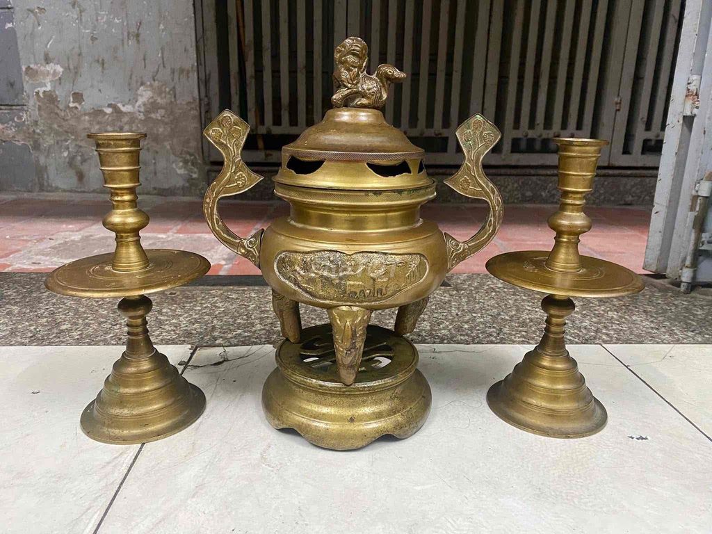 Bộ lư tam sự Đồng Vàng đồng 36cm. Mua bán Đồ sưu tầm, đồ cổ tại Huyện Thạnh Phú Bến Tre được đăng bởi lê cường hình 1