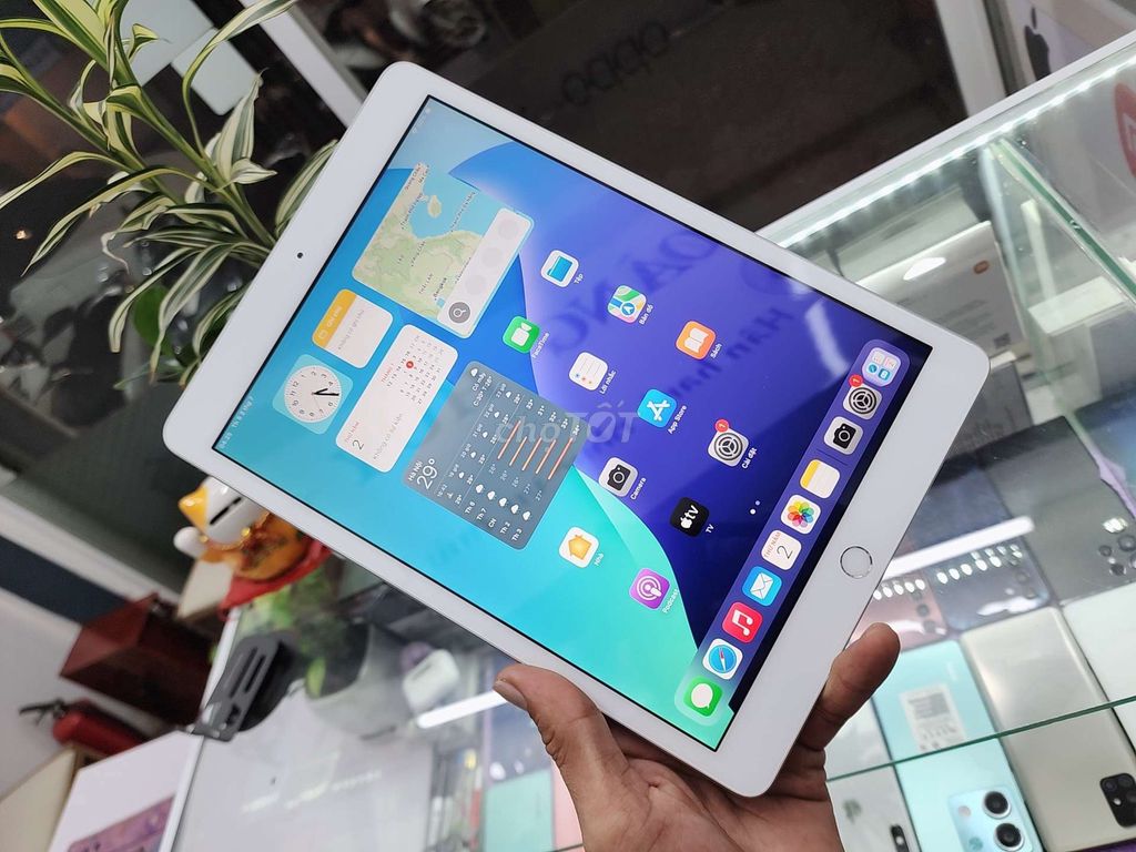 Apple iPad Gen 7 Wifi 32GB zin đẹp (bh 1 tháng). Mua bán Máy tính bảng tại Quận Ninh Kiều Cần Thơ được đăng bởi Huy hình 1