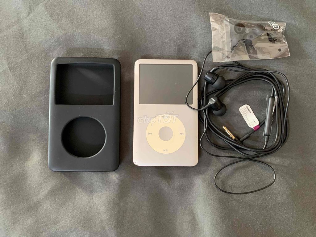 Máy nghe nhạc Apple iPod Classic 7 160GB Bạc. Mua bán Tivi, Âm thanh tại Quận 10 Tp Hồ Chí Minh được đăng bởi Quốc Huy hình 1