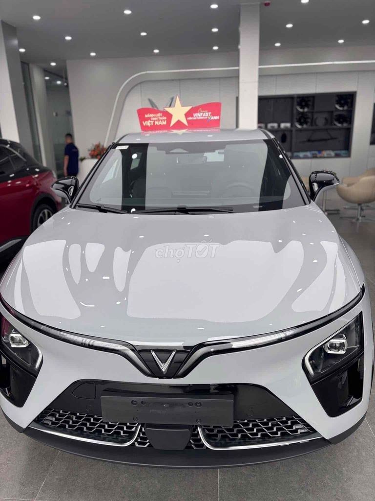 VINFAST VF7 - SẴN XE ĐỦ MÀU GIAO NGAY. Mua bán Ô tô tại Thành phố Long Xuyên An Giang được đăng bởi Trần Việt VinFast hình 3