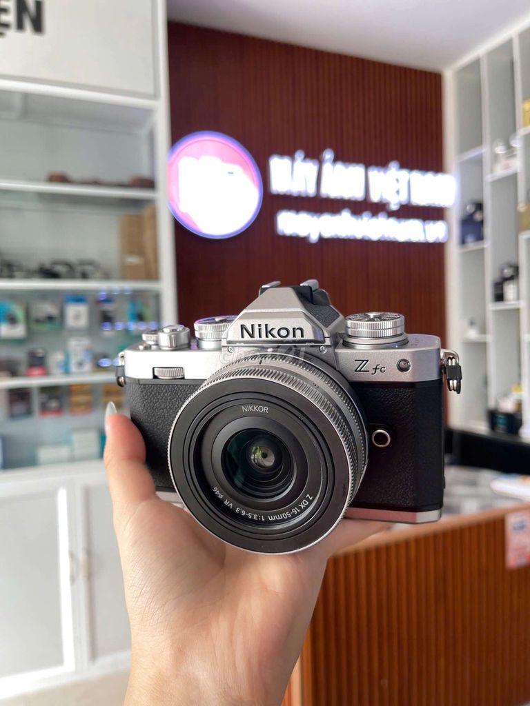 Máy ảnh Nikon ZFC + 16-50mm. Mua bán Máy ảnh, Máy quay tại Quận 1 Tp Hồ Chí Minh được đăng bởi Thanh Thanh hình 1