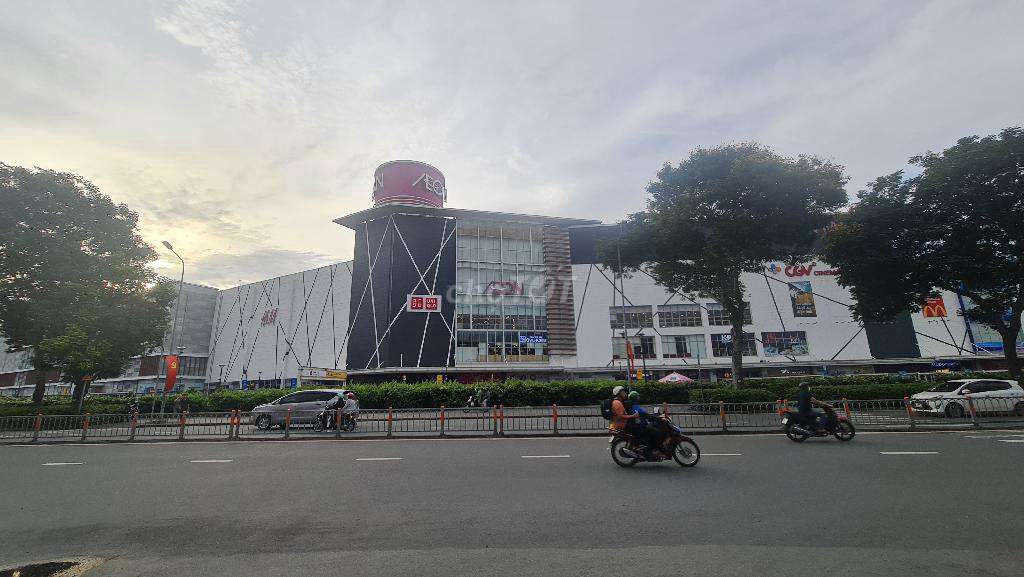 Mặt tiền KD ngay AEON Tân Phú 5x24 KO LG, QH dòng tiền cao. TL TỐT