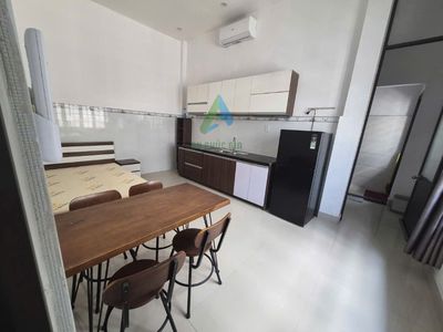 Rent · 11 bd · 250 м² · Quận Ngũ Hành Sơn, ул. Đường Nguyễn Đình Chiểu
