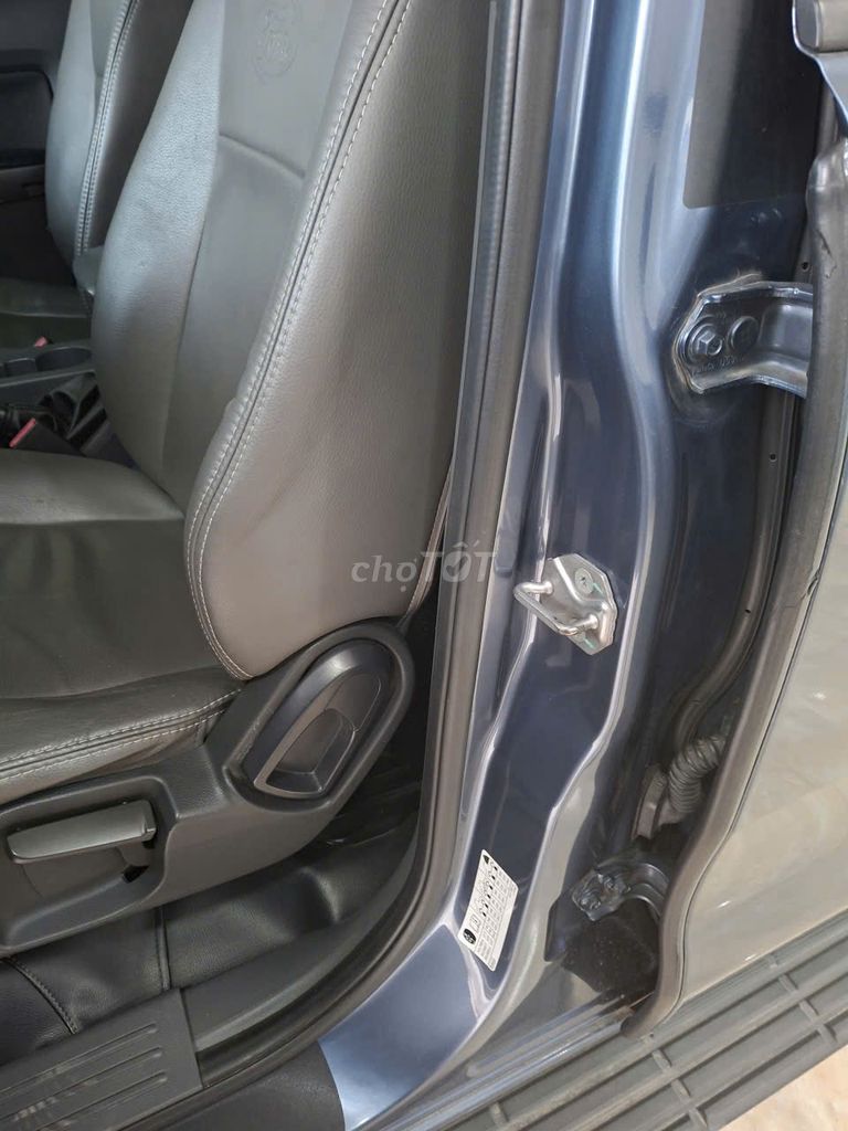 Ford Ranger 2015 Form mới. Mua bán Ô tô tại Huyện Yên Thành Nghệ An được đăng bởi Hai hình 9