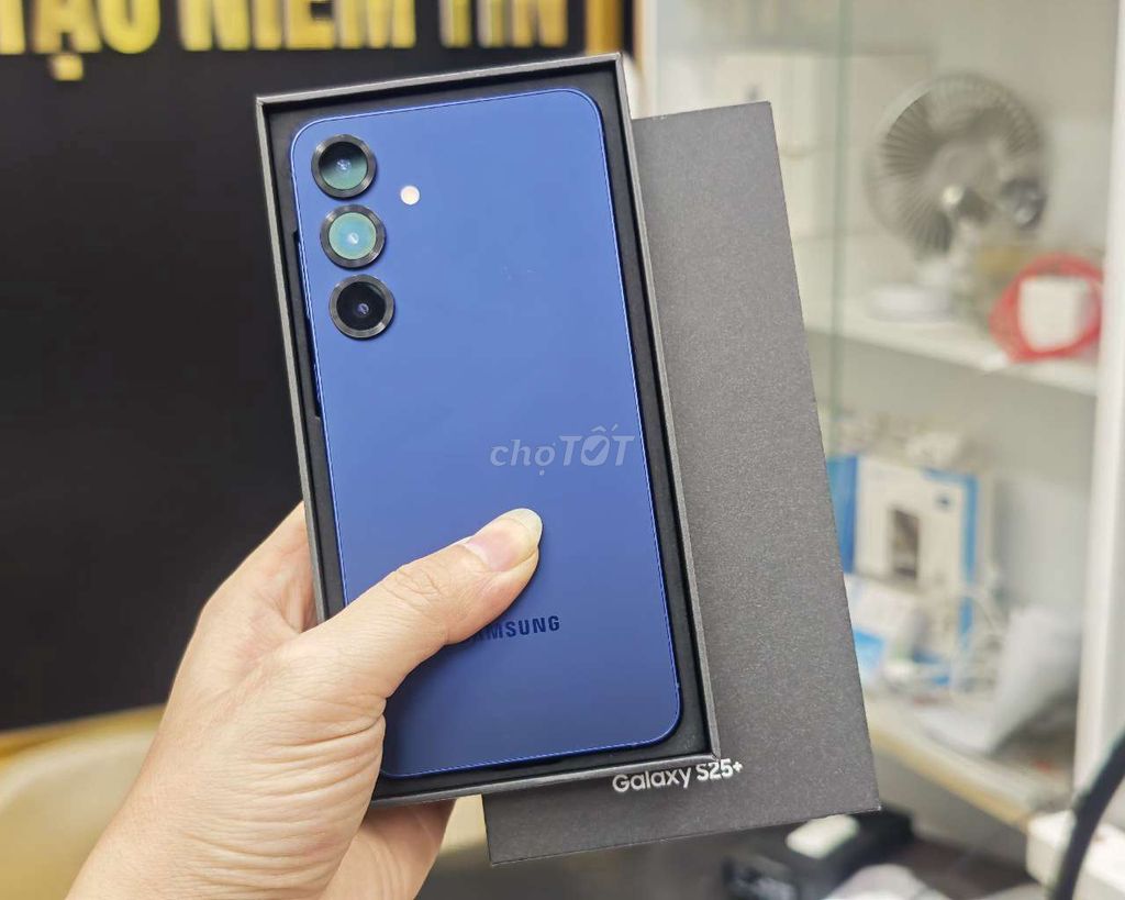 Samsung Galaxy S25 Plus 256GB Xanh fullbox keng. Mua bán Điện thoại tại Quận Hai Bà Trưng Hà Nội được đăng bởi Boss Mobile hình 1