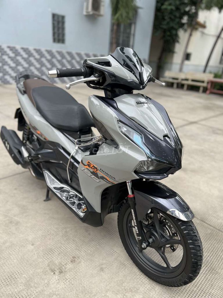 Honda Airblade 150 xám xi măng chính chủ