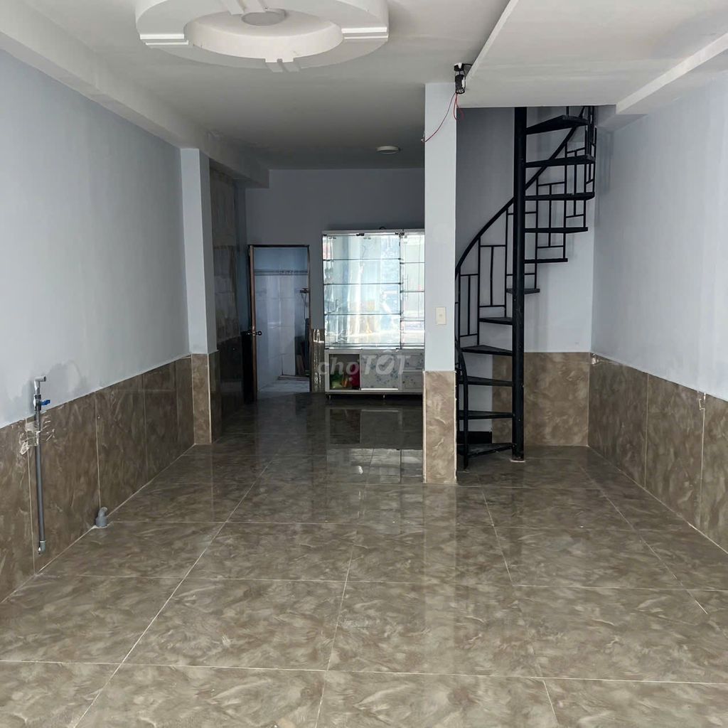 Rent · 4 bd · 48 м² · Quận Tân Bình, ул. Đường Tái Thiết