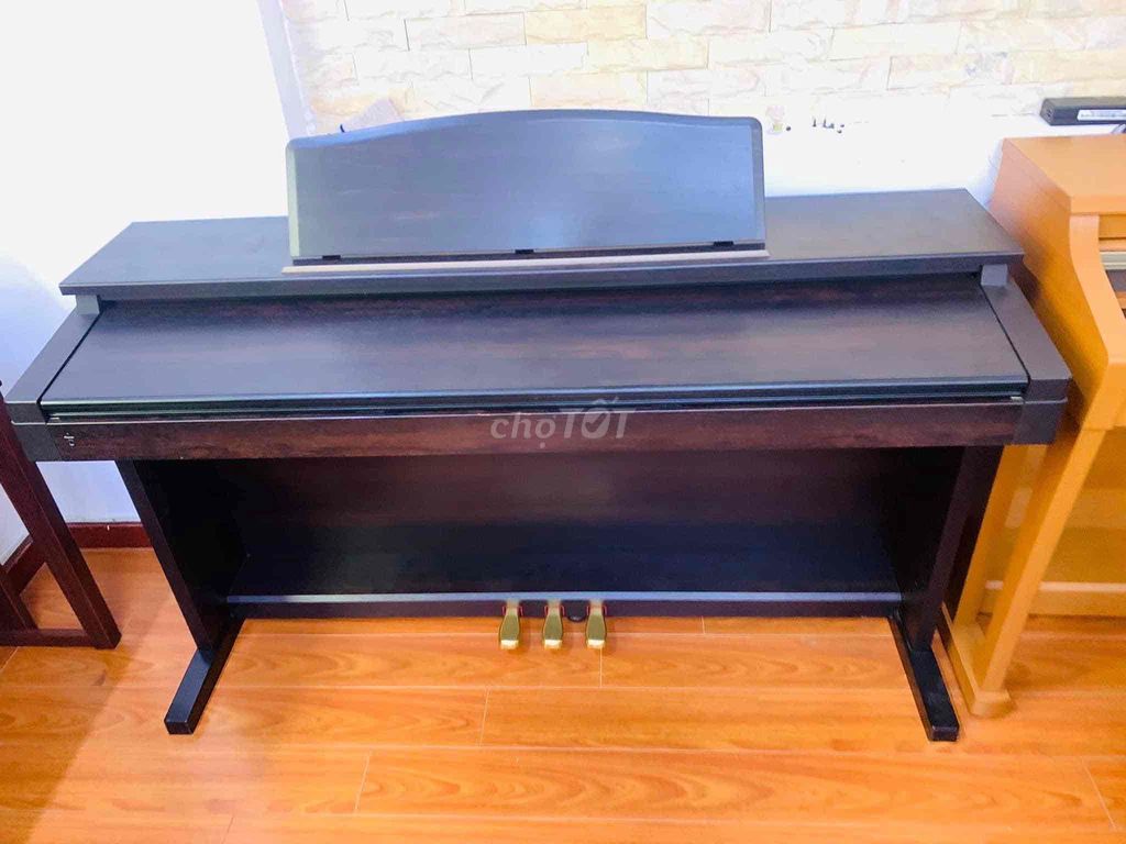 piano roland hp 230