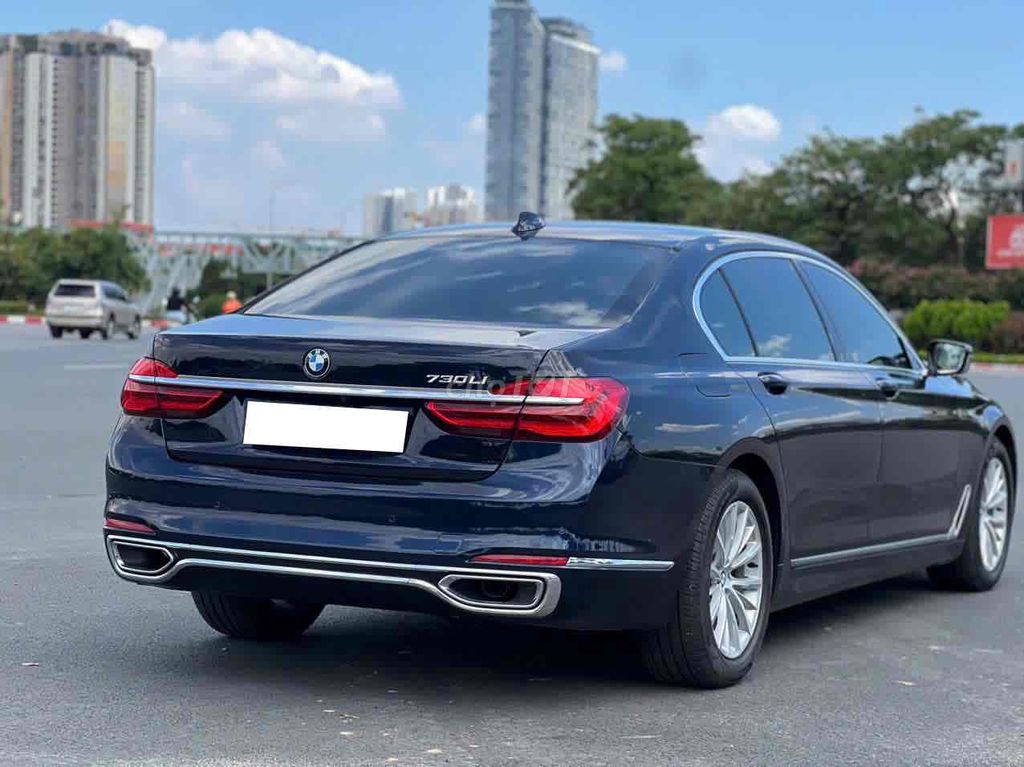 BMW 730Li sx 2018 màu xanh nhập Đức siêu đẹp. Mua bán Ô tô tại Quận Cầu Giấy Hà Nội được đăng bởi Cao Quý hình 6