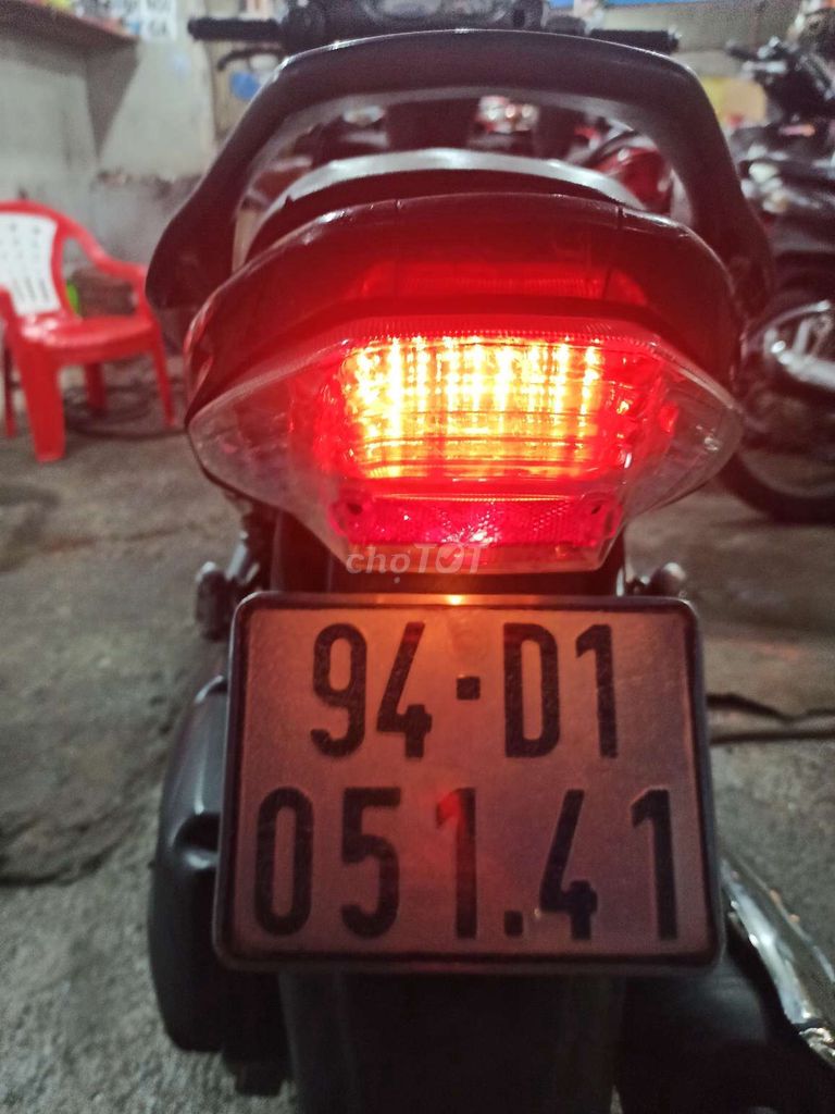 Suzuki Hayate 2011 Nâu 83093 km BS94 GTHL.. Mua bán Xe máy tại Quận Bình Tân Tp Hồ Chí Minh được đăng bởi LÊ TRUNG VIỄN. hình 8