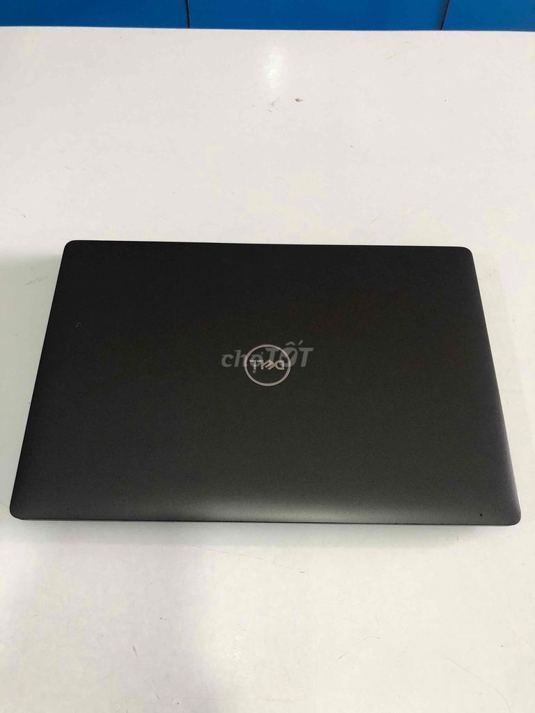 Dell Latitude 5300 i3-8145U/Ram 8G/SSD 128G/13.3”