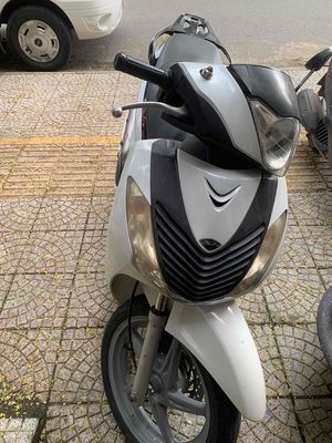 SH nhập 1 chủ, xe nguyên rin chưa sửa gì, bao test. Mua bán Xe máy tại Quận Sơn Trà Đà Nẵng được đăng bởi Khue