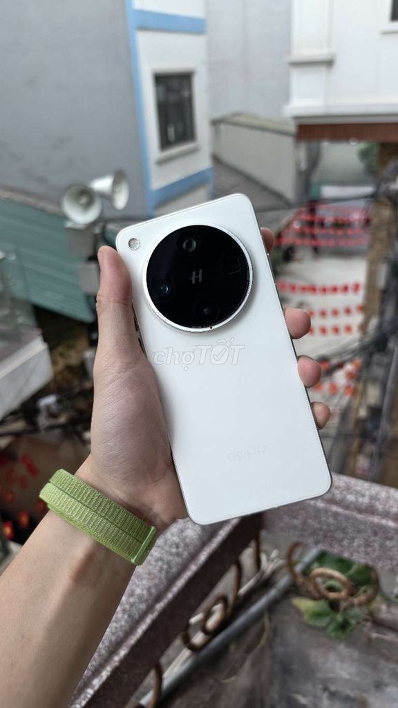 Oppo Find X8 Ultra 256GB Trắng. Mua bán Điện thoại tại Quận Ba Đình Hà Nội được đăng bởi Nguyễn Thanh Sơn hình 1