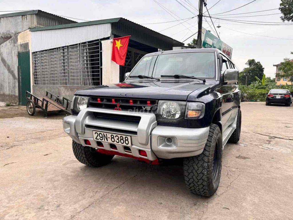 Mitsubishi Pajero V43 1999 nhập nhật bản hiếm. Mua bán Ô tô tại Thành phố Tuyên Quang Tuyên Quang được đăng bởi Lan Hương Vũ hình 2