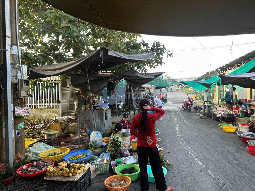 cần bán nhà cấp bốn buôn bán thuận tiện. Mua bán nhà ở tại Huyện Tân Hiệp Kiên Giang được đăng bởi Vũ tuấn anh  hình 3