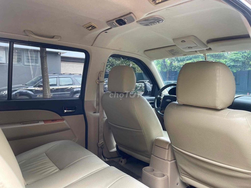 Ford Everest 2012 Limited 4x2 - 115000 km. Mua bán Ô tô tại Quận Nam Từ Liêm Hà Nội được đăng bởi phạm phương nga hình 7