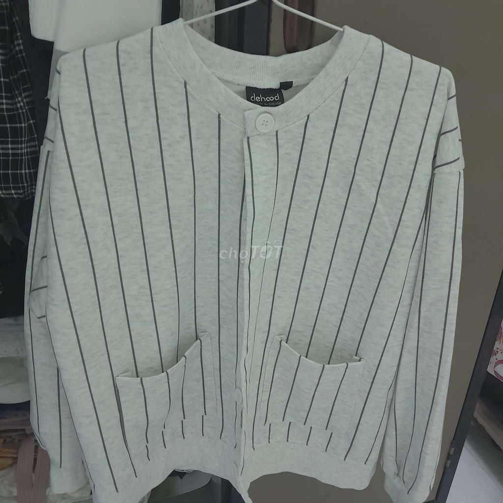 Áo khoác Cardigan Dehood Nỉ cotton. Mua bán Quần áo tại Thành phố Phan Rang-Tháp Chàm Ninh Thuận được đăng bởi Minh Khánh hình 1