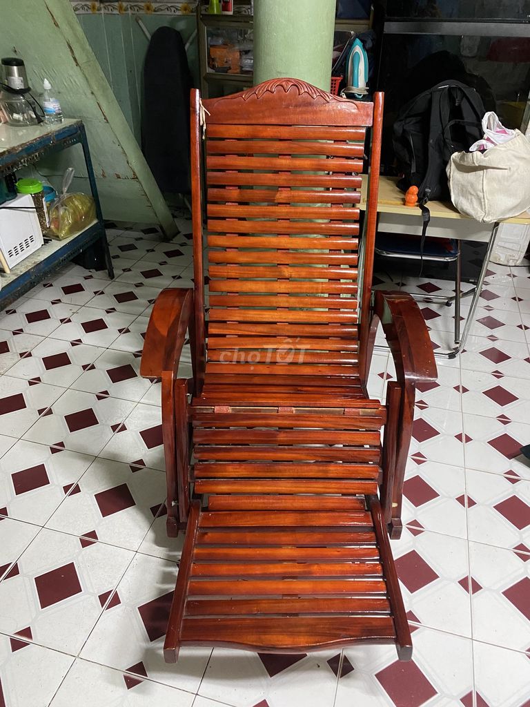 Ghế thư giãn Gỗ Nâu đỏ. Mua bán Bàn ghế tại Quận Phú Nhuận Tp Hồ Chí Minh được đăng bởi Nguyễn Lê hoàng thuy vi hình 1