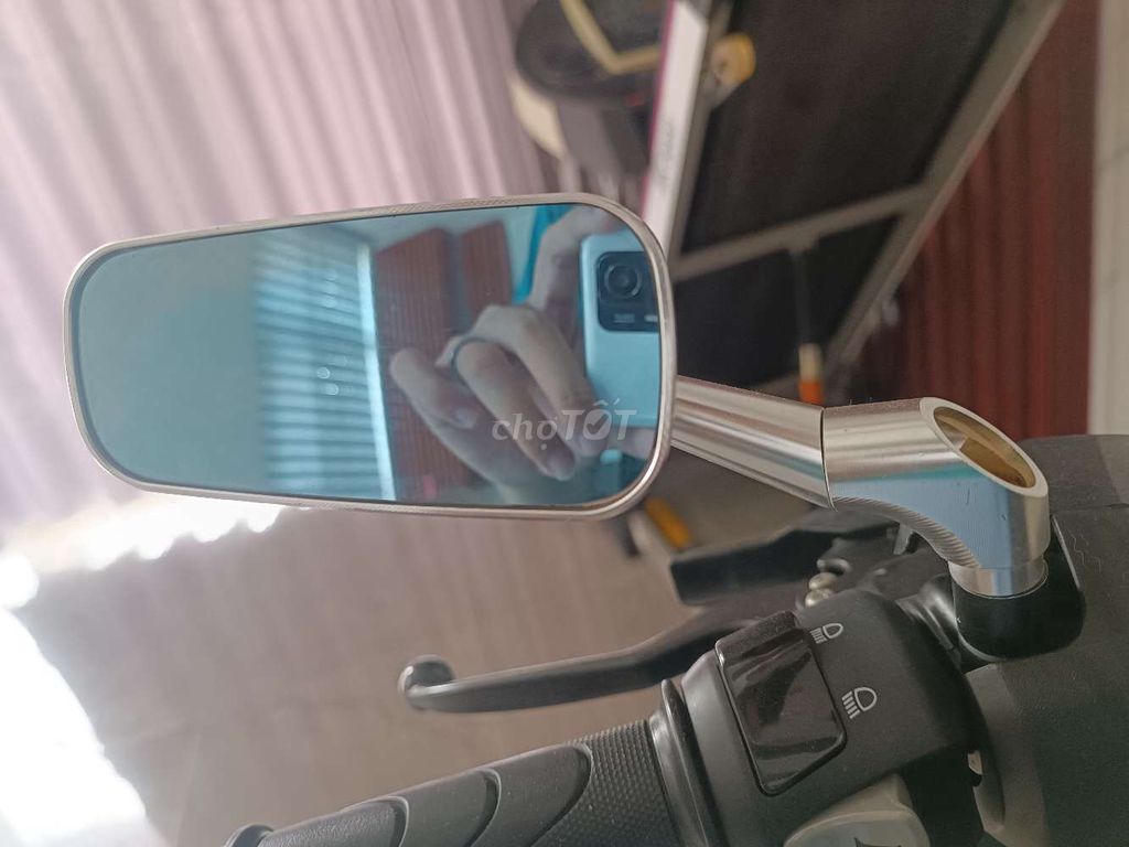 Gương h2c cũ. Mua bán Phụ tùng xe tại Huyện Long Điền Bà Rịa - Vũng Tàu được đăng bởi Sơn Kha Huỳnh hình 1