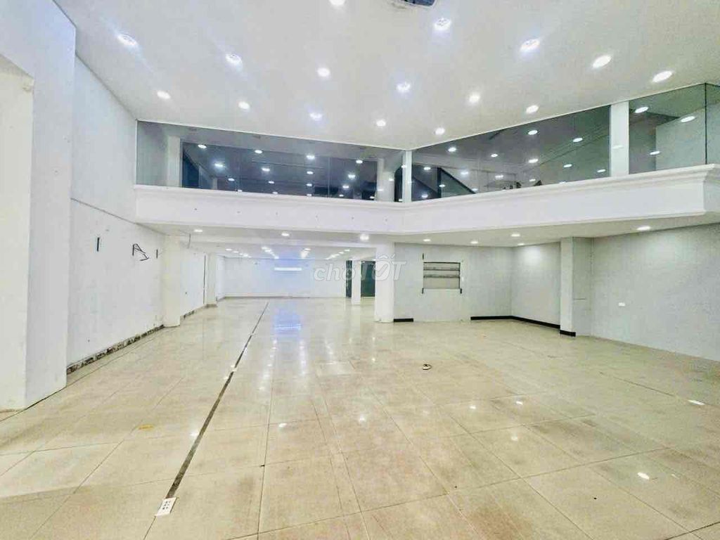 💜cho thuê nhà 3.5 tầng mặt tiền Hàm Nghi , ngang 11m , dtsd 700m2