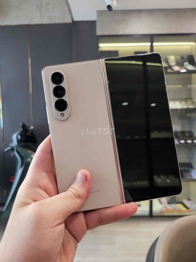 Samsung Galaxy ZFold4 512GB Vàng Hàn Quốc 99%. Mua bán Điện thoại tại Quận 8 Tp Hồ Chí Minh được đăng bởi CA REM BÁN TÁO hình 1
