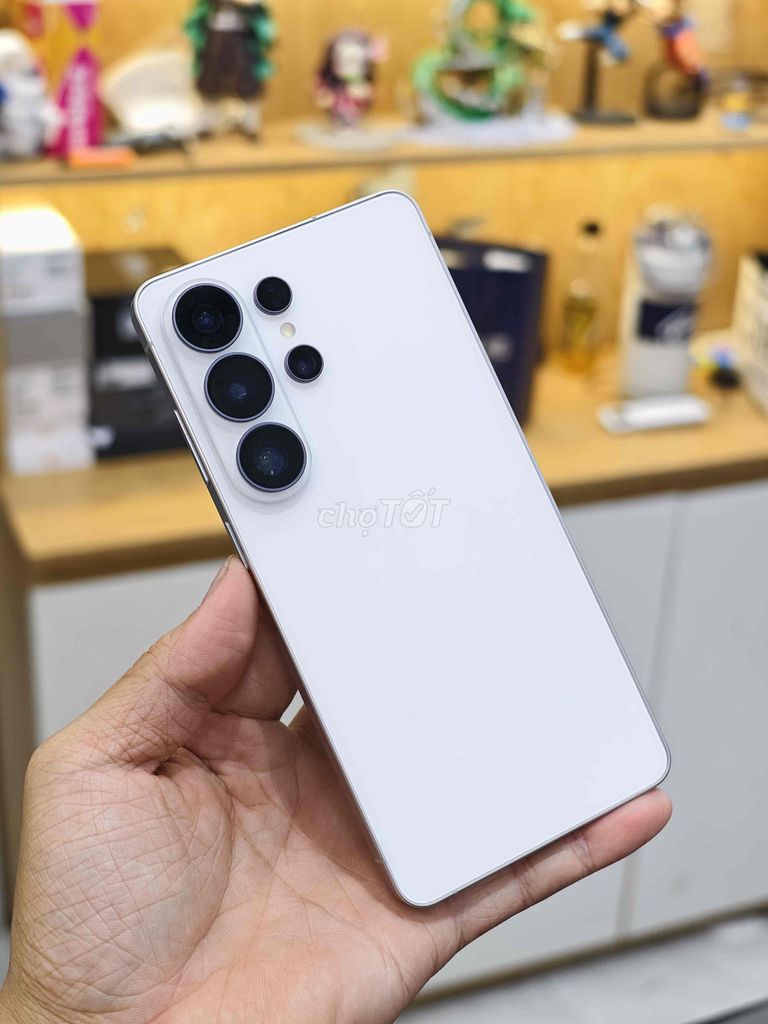 Samsung S26 Ultra 256GB Trắng 2 Sim. Mua bán Điện thoại tại Quận 10 Tp Hồ Chí Minh được đăng bởi Khánh Trần hình 1