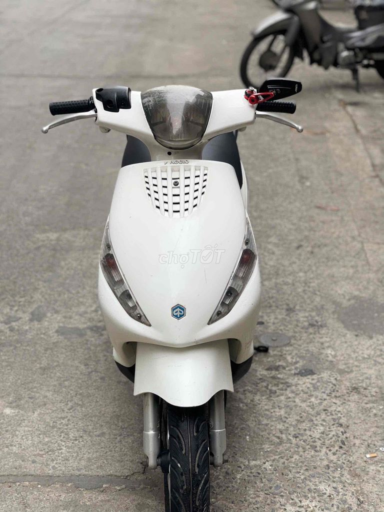PIAGGIO ZIP 2018 xe đẹp máy zin, xe chính chủ. Mua bán Xe máy tại Quận Nam Từ Liêm Hà Nội được đăng bởi Lan Phương hình 3
