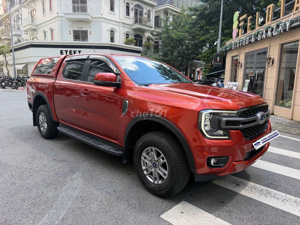 Ford Ranger XLS AT 2024 Красный 51.500 км Кожаный салон