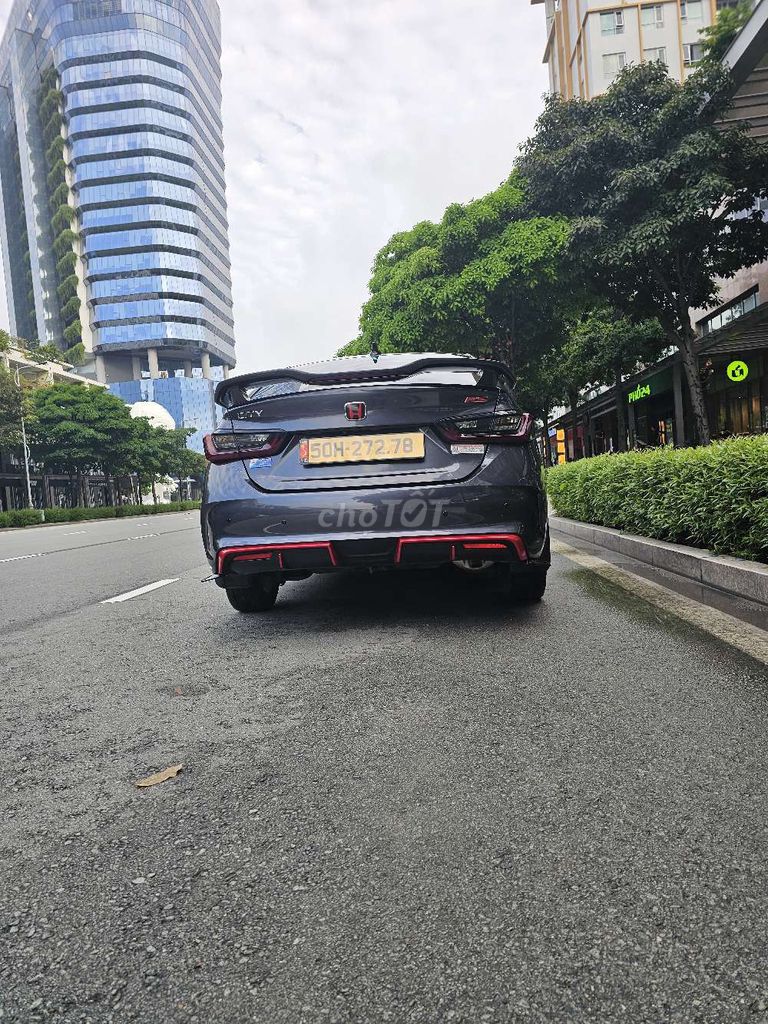 2023 RS - 125000 km. Mua bán Ô tô tại Thành phố Thủ Đức Tp Hồ Chí Minh được đăng bởi Tuấn hình 3