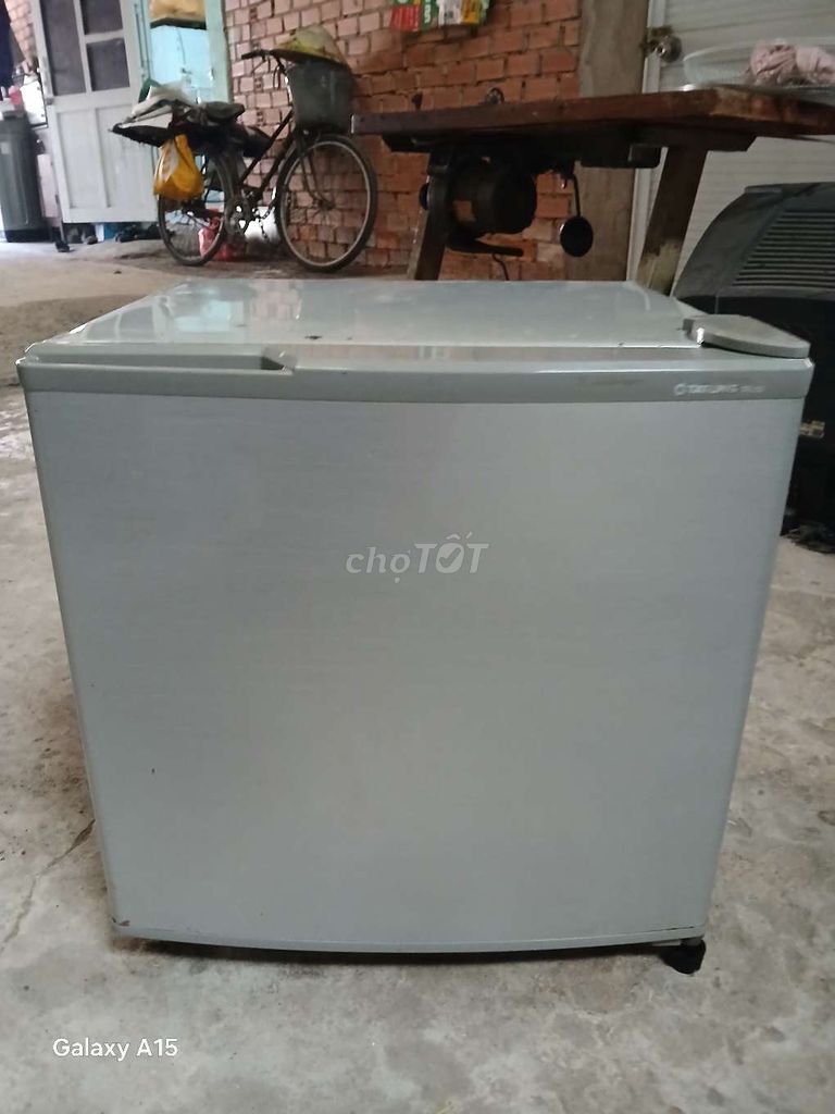 Tủ lạnh Tatung 65 lít Xám đã dùng. Mua bán Tủ lạnh tại Quận Gò Vấp Tp Hồ Chí Minh được đăng bởi Anh manh hình 1