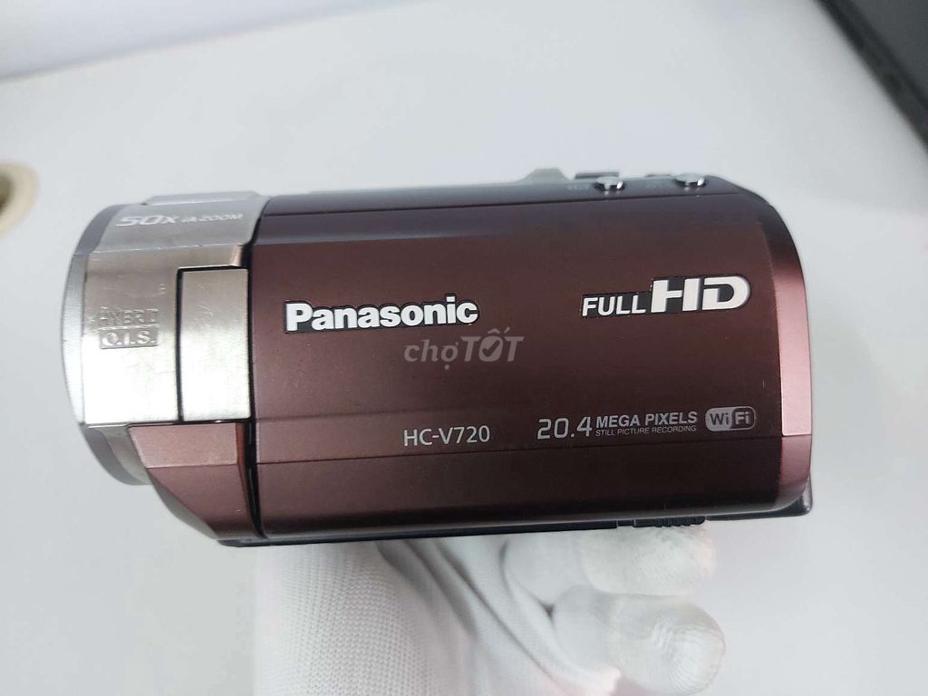 Panasonic HC-V720 Full HD WIFI cảm ứng.