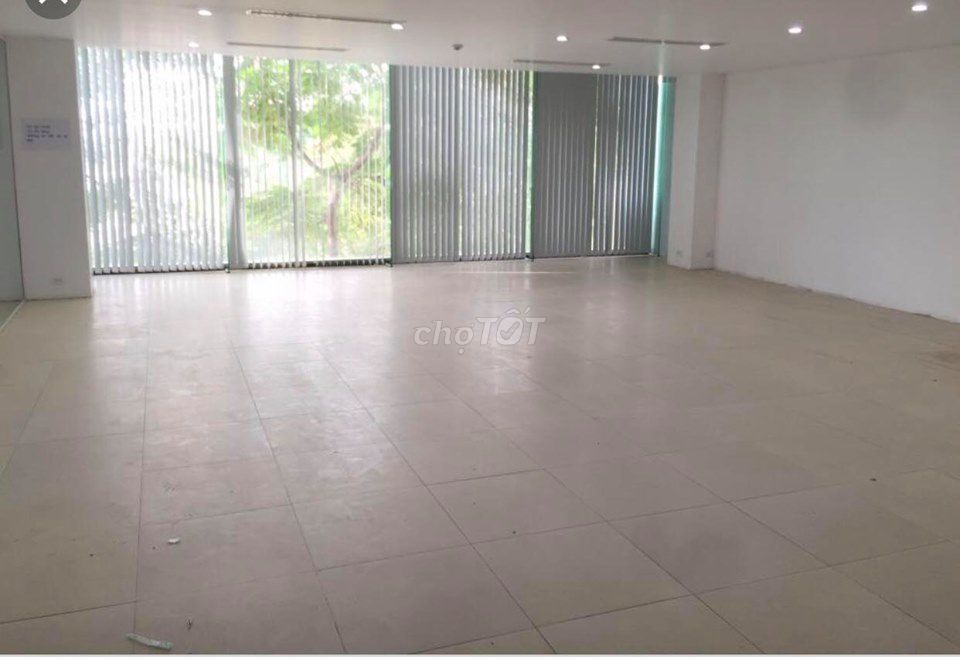 Cho thuê MBKD  hiện đại, ánh sáng nhiều,70m2 giá 15tr khu vực Đống Đa