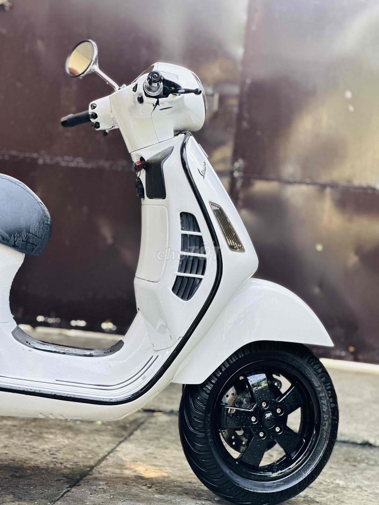 VESPA GTS 125CC NHẬP Ý NGUYÊN CON BSTP. Mua bán Xe máy tại Quận 12 Tp Hồ Chí Minh được đăng bởi Ta Thanh Thai hình 3