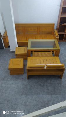 Sofa gỗ sồi Bàn 1m, 4 Ghế 2m-90cm-40cm-40cm. Mua bán Bàn ghế tại Huyện Bến Lức Long An được đăng bởi Khánh
